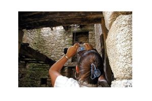 Angèle à Muna, par Guidu Angèle à Muna, par Guidu