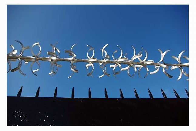 V La clôture comme un pèlerinage du silence