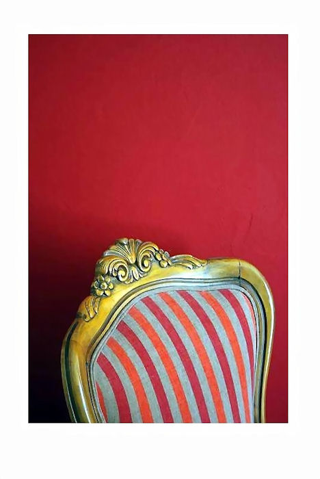 Dans son fauteuil Voltaire