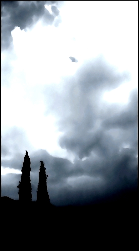 Quand d-ferle un de ces nuages farouchement noirs sur le paysage