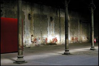 Au coin de la pi-ce rouge- le tableau longtemps attendu que tu aidas      - faire surgir