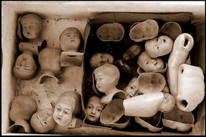 Poup-es poup-es Porcelaine bris-e