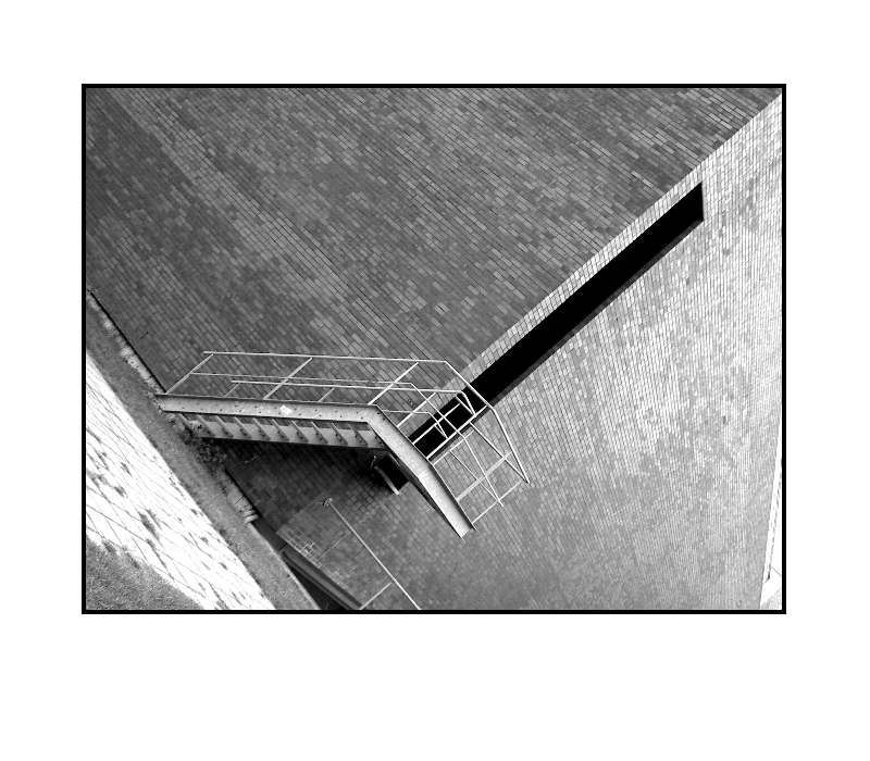 3 e indietro c-- il sanatorio