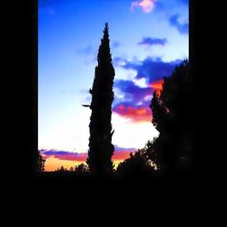 Trouvant dans le vide immense Les Lieux fidèles d'un paradis jamais perdu? Trouvant dans le vide immense Les lieux fid-les D-un paradis jamais perdu