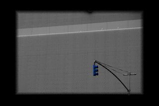 Pourquoi nous envelopper dans la beauté de la mer, pourquoi nous consoler de la lamentation des vagues qui se brisent, si en vérité nous ne filons ce vêtement que de terreur, si nous ne tissons cet habit que pour le néant ? Pourquoi nous envelopper dans la beauté de la mer