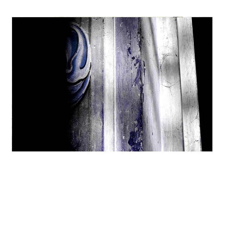 Dans le bleu qui s-enfuit du bleu