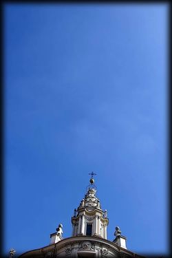 Roma, San Carlino alle quattro fontane, F. Borromini, Architecte. Ph. Guidu Antonietti di Cinarca, février 2006 San Carlino alle quattro fontane F. Borromini Architecte. Photo - ROMA en FEV 2006
