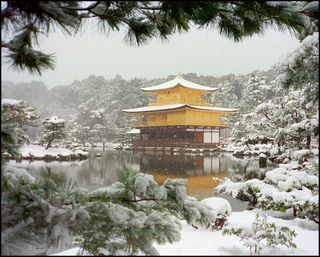Kinkaku-ji Kinkaku-Snow-8-Cropped(2) (3)