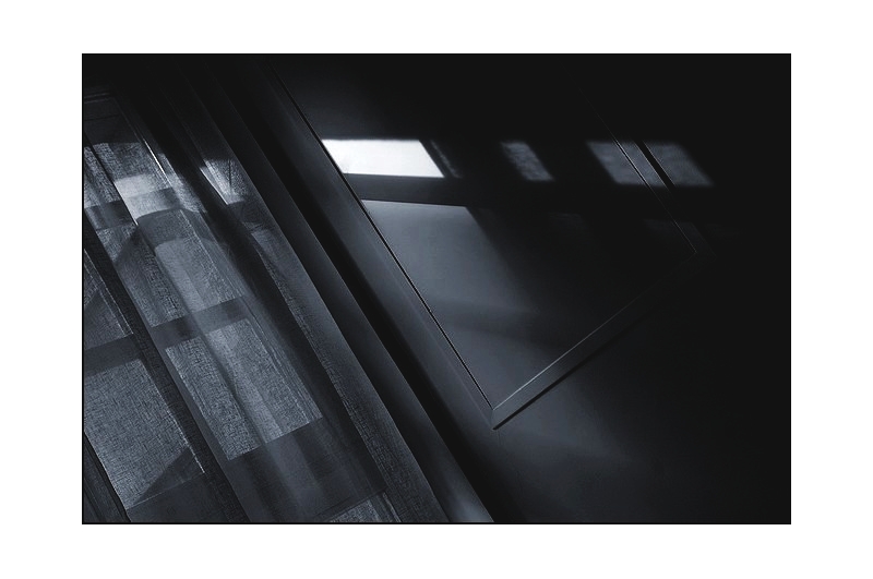 J-ai dessin- ce refuge que les fant-mes- ou les r-ves- m-ont dict-.