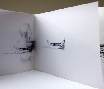 Fleuve sans bords (éditions La Petite Fabrique, novembre 2010) | Texte Jean-Pierre Chambon | Dessins Marc Negri | Impression sur papier Conqueror et calque | Format : 12,2 x 21 cm Chambon Negri 2