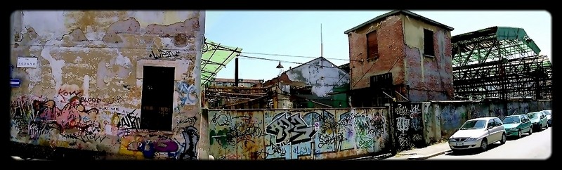 Tout -tait ici- unique et perdu- n-tre et enfoui