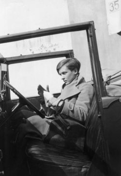 Annemarie Schwarzenbach AS CB