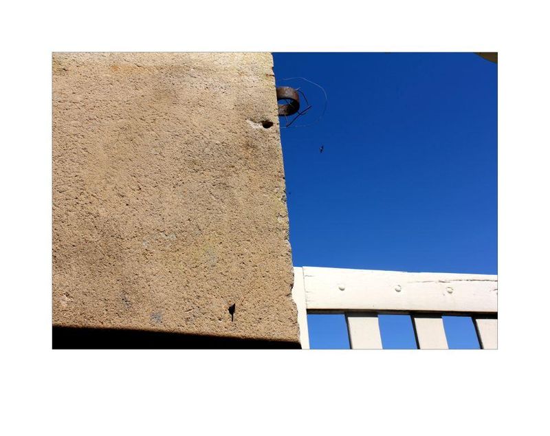 Tu ouvres une brèche dans l’épaisseur du monde