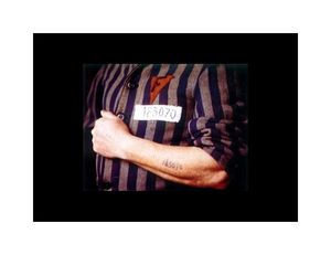 En avril 1945, j'étais dans un Lager En avril 1945- j--tais dans un Lager (1)