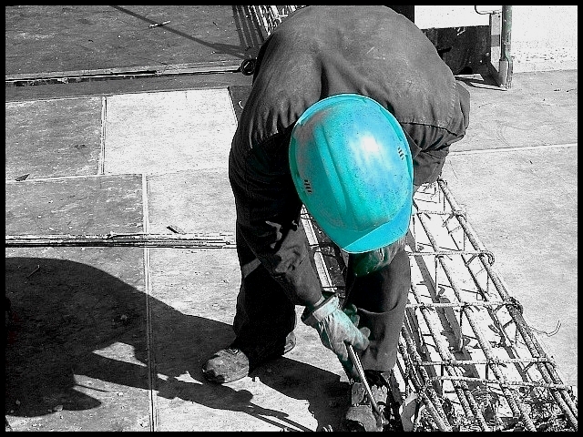 Mais moi je suis sorti avec mon visage. Je continue mon m-tier dans les feuilles