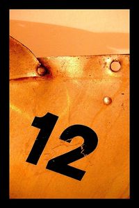 Au douze de la rue - détail d'une toile de Robert Rauschenberg | Mamac de Nice 2005 Au douze de la rue - detail d-un robert rauchenberg- mamac de nice 2005