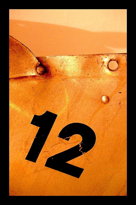 Au douze de la rue -  detail d-un robert rauchenberg-  mamac de nice 2005