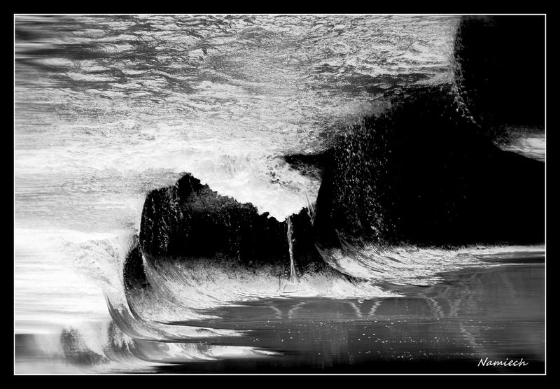 Tsunami  - Cyril Namiech