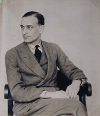 Philippe Soupault par Bérénice Abbott (1928) Philippe Soupault par Bérénice Abbott