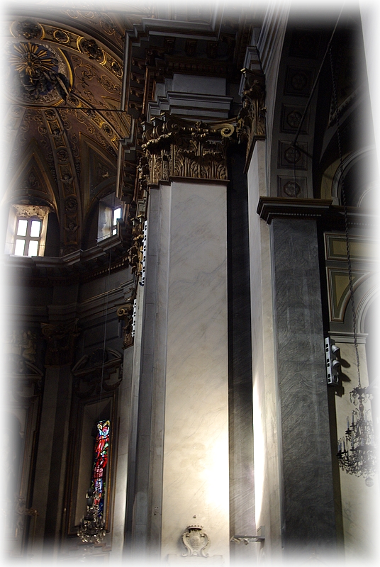Une lumière va sourdre dans l’éveil de la mémoire mise à mort et dans ce pan de couleurs (1)