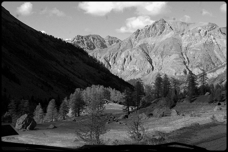 La  - dureté blanche - de la montagne