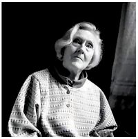 Heather Dohollau Heather Dohollau