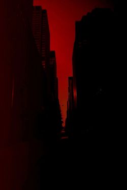 Présence d’une lumière orangée Une lumière orangée