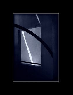 Quelles infimes particules composent la lumière Ou la pleine obscurité ? Quelles infimes particules composent la lumière Ou la pleine obscurité