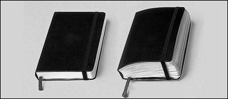 Je commence un nouveau carnet. Un carnet noir Je commence un nouveau carnet. Un carnet noir