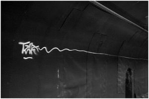 I put words deep into the poems | As into a tunnel J’ai mis des mots au plus profond des poèmes Comme au fond d’un tunnel