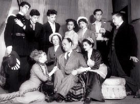 Ionesco entouré de ses interprètes de sa pièce le soir de la première de La Cantatrice chauve Ionesco-p78