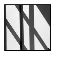 Les non-dits qui ponctuent ses rêveries lustrales Les non-dits qui ponctuent ses rêveries lustrales