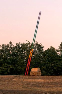 élaguant la seule échelle qui permettrait d’atteindre le ciel La seule échelle qui permettrait d’atteindre le ciel