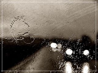 J’écorche mon vers en mille ruisseaux je me dissous Ecorche mon vers en mille ruisseaux je me dissous