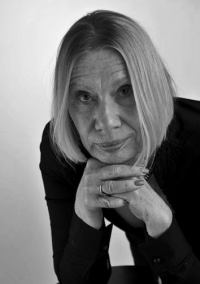 Danielle Risse Danielle Risse2