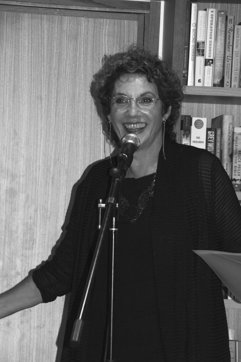 Karen_Alkalay-Gut portrait