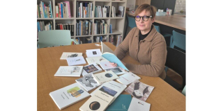 Estelle-fenzy-a-publie-une-vingtaine-d-ouvrages-sur-une-douzaine-d-annees-photo-chantal-thallinger-1741977166 Estelle-fenzy-a-publie-une-vingtaine-d-ouvrages-sur-une-douzaine-d-annees-photo-chantal-thallinger-1741977166