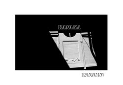 Et l’écriture, garde-fou secourable auquel «s’accrocher», «tire comme un chien en laisse», emportant le lecteur à sa suite, dans le présent de Kanaka Kanaka_gardefou_secourable