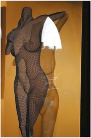 on ne peut en Ceinturer ton sein qui est infranchissable On_ne_peut_en_ceinturer_ton_sein_qu