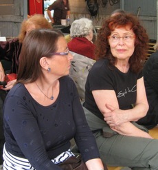 Franoise_et_angle_march_de_la_pos_2