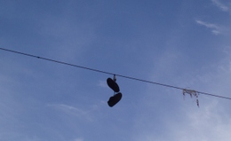 car après tout, personne n’a honte de respirer ou de mettre des chaussures Chaussures_cortazar