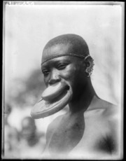 Marc Allégret, Portrait d'une femme à plateaux Sap50_69l00151_p