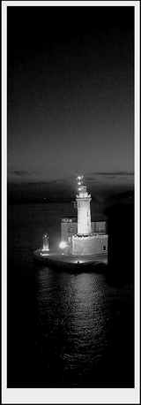 Audessus_des_flots_au_large_de_lle__2