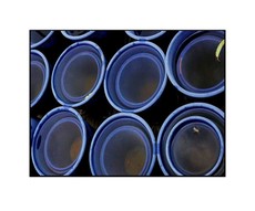 Elle trace des cercles/incluant la naissance/le renouvellement/des traversées d’espoir D__elle_trace_des_cercles