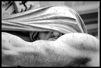 Déchiffre la tactique du geste rude du termite invisible qui habite ta poche. Tout est là. Dechiffre_la_tactique_du_geste_rude