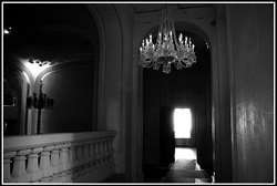 D'un vestibule à un corridor mystérieux Dun_vestibule_un_corridor_mystrieux