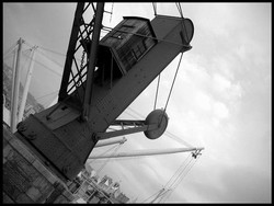 cabine de grutier sur le port de Gênes La_cabine_du_grutier_du_port_dr_genova