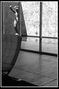 Pavillon de Mies van der Rohe, Barcelone. Sculpture Alba, de Georg Kolbe Mies_van_der_rohe_a_barcelona_01