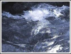 Une_eau_bleue_je_crois