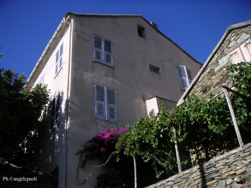 Maison Paoli-Baldassari et franghju attenant